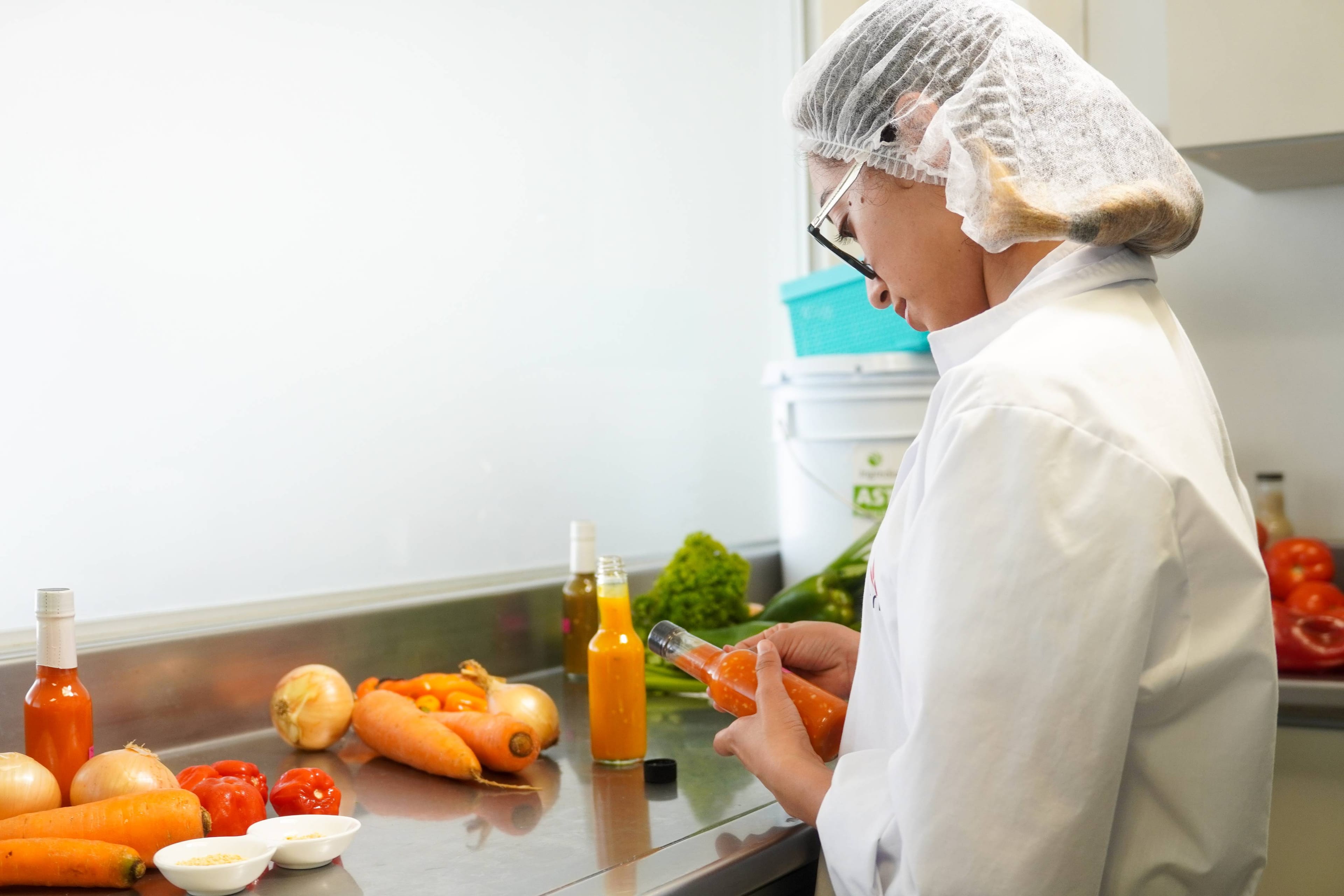 Pelón Hot Sauce Gallery Image 4